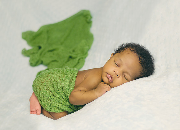 classic newborn baby photo, newborn baby photo, San Antonio newborn baby photographer