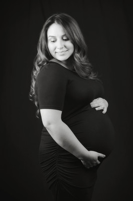 Classic maternity pose