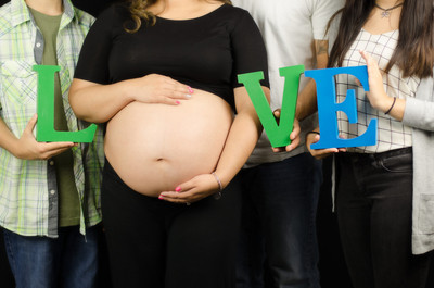 Family maternity photo