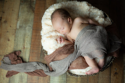 Neutral wraps Baby Boy